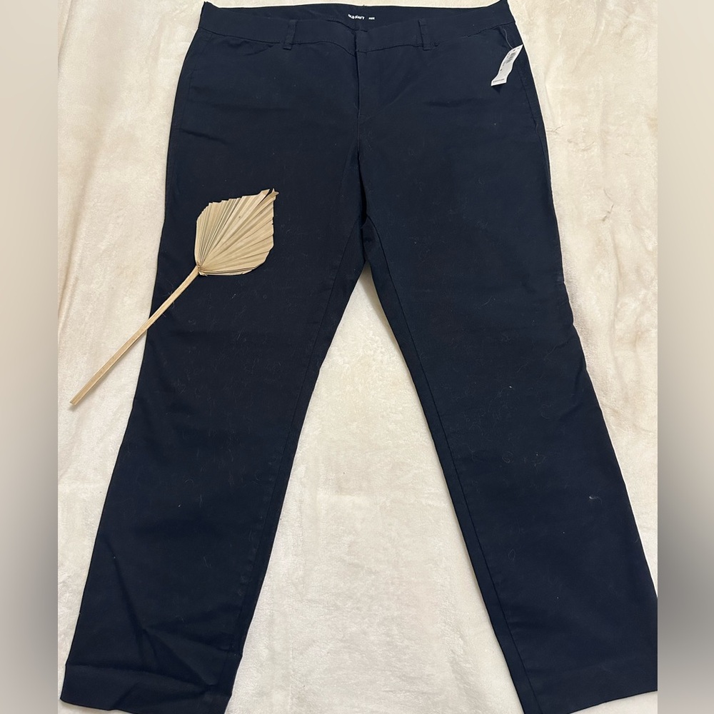 Black Pixie Dress Pants with Faux Pockets